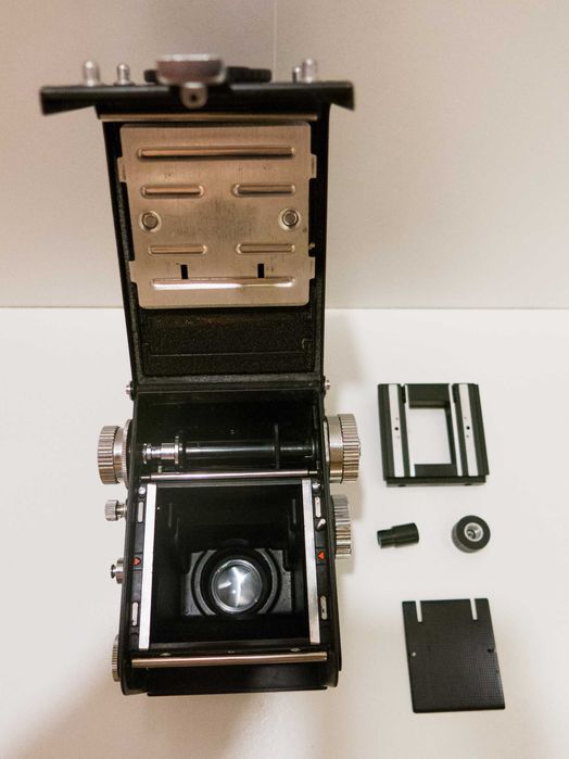 Câmara Yashica 635 - Médio Formato - Filme 120