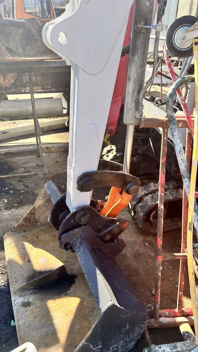 Bobcat 325 2007 р 2.8т