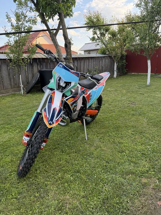 Мотоцикл 2т Kamax 300cc