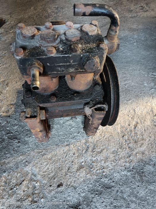 Sprężarka kompresor dwutłokwy