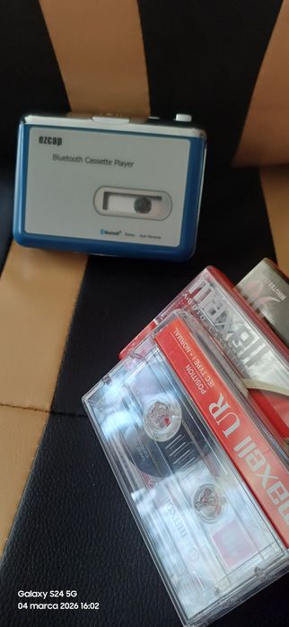 Walkman z funkcją bluetooth plus kasety nowe