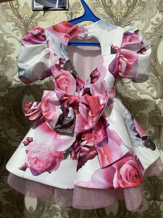 Плаття на дівчинку 6 років