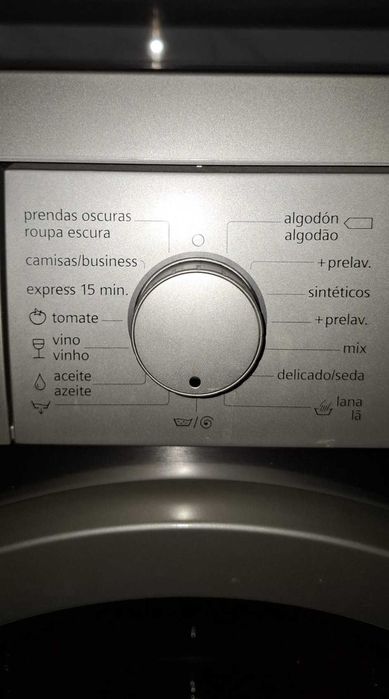 Máquina de Lavar Roupa Siemens iQdrive varioPerfect 8kg – Série iQ500
