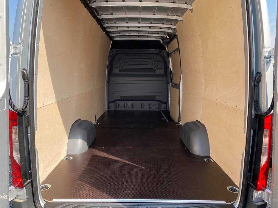 Zabudowa Busa Mercedes Sprinter W907 L3H2 | Podłoga 9mm Brąz | Dostawa Gratis