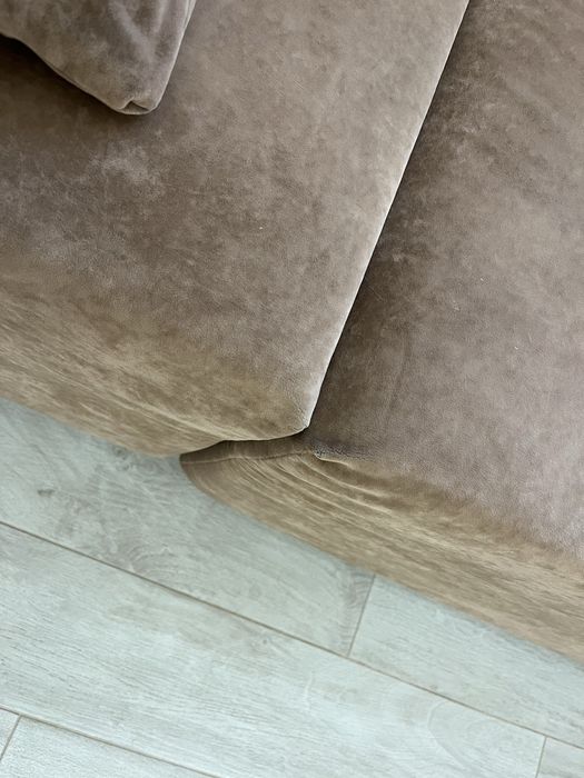 Диван великий…….