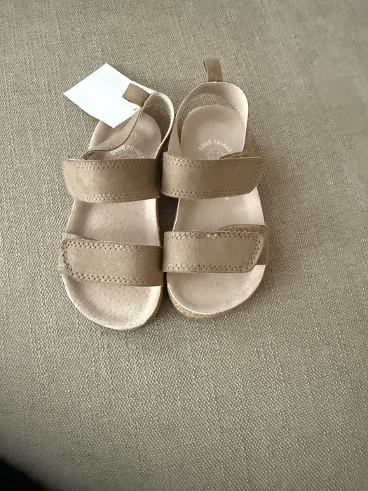 Босоніжки дитячі h&m 22,24,25розмір