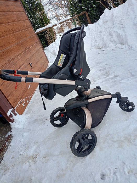 Mam na sprzedaż wózek dla dziecięcy 3w1