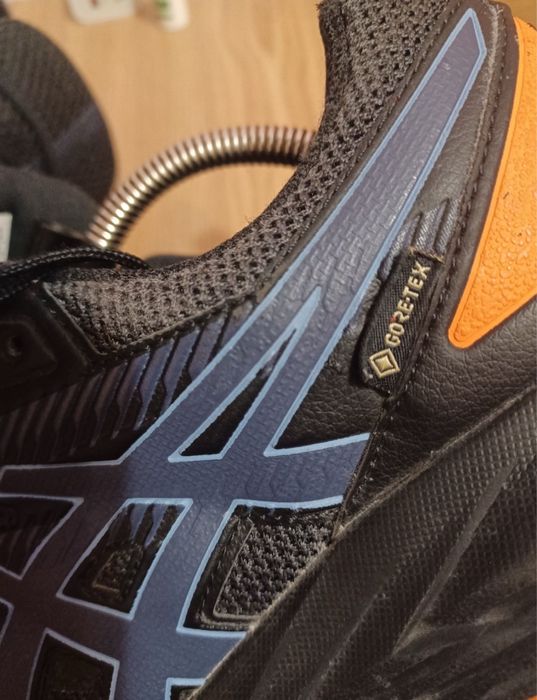 Кросівки Asics Sonoma 6 Gore-tex.