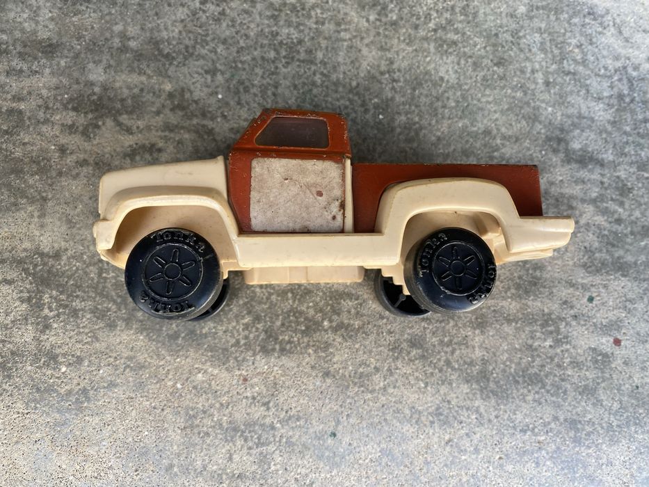 Brinquedo antigo Tonka anos 70 - carrinho