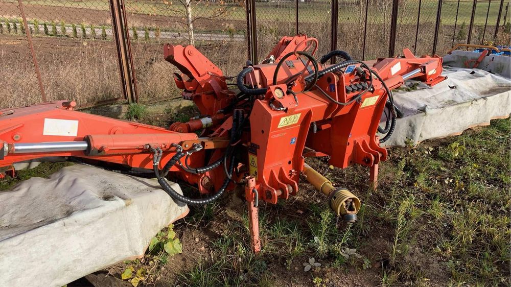 Kosiarka z kondycjonerem kuhn