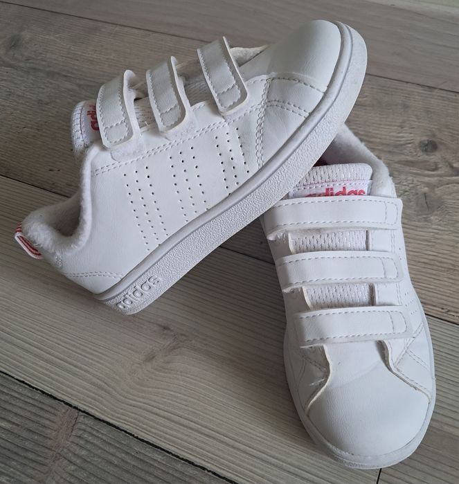 Кросівки ADIDAS  (р. 28)