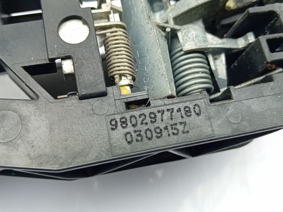 Puxador porta trás direito PEUGEOT 308 II