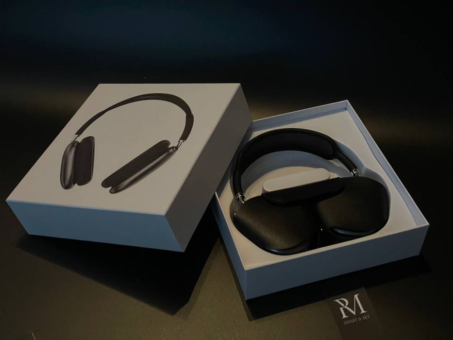 AirPods Max — Premium RM Edition