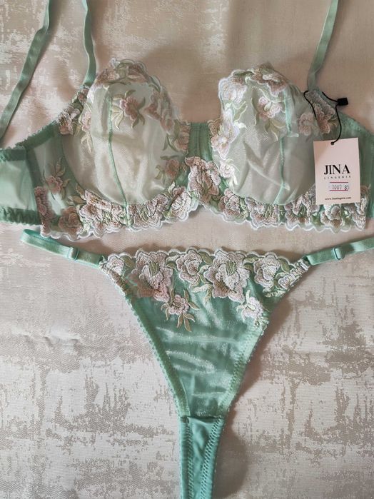 Lingerie – Luxury Handcrafted 85B | New