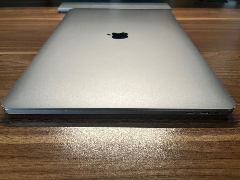 macbook pro 16 2019 5500m - купити ноутбуки - Ціна на OLX.ua