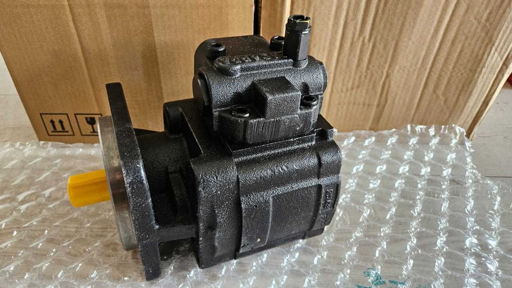 Pompa New Holland hydrauliczna ładowarka teleskopowa power shuttle