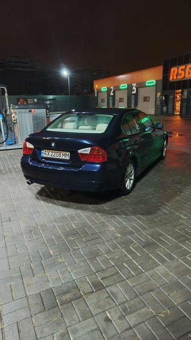 Продам bmw e90 318і