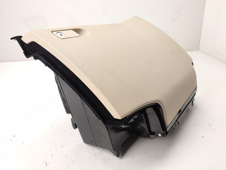 Schowek konsoli pasażera prawy beż mercedes glk x204 2008–2015