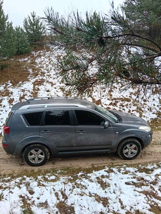 Peugeot 4007 2011 року