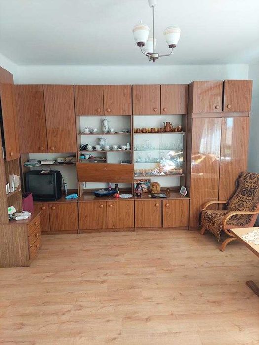 DOM na wsi wraz z budynkami gospodarczymi SPRZEDAM