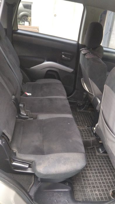 Міцубісі оутлендер XL.