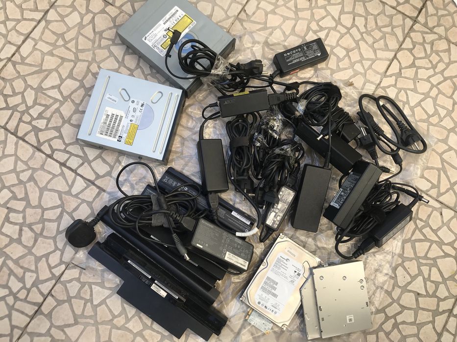 Vários Carregadores/Cabos/Placa Wireless USB/HD