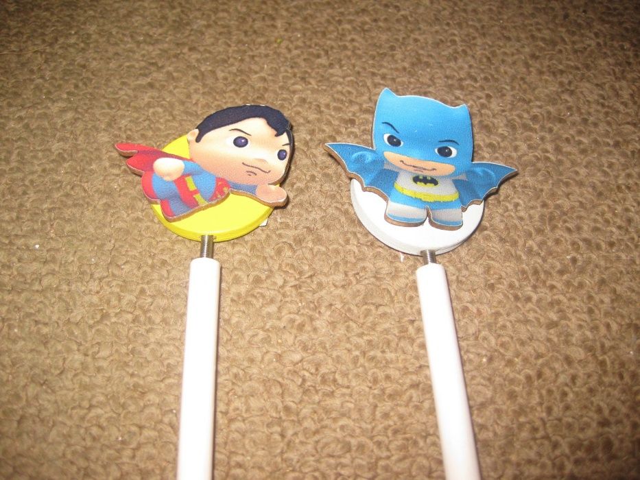 2 Lápis de Super Heróis/Novos!