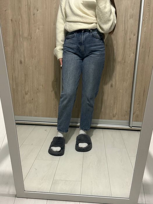 Джинси моми на низький зріст