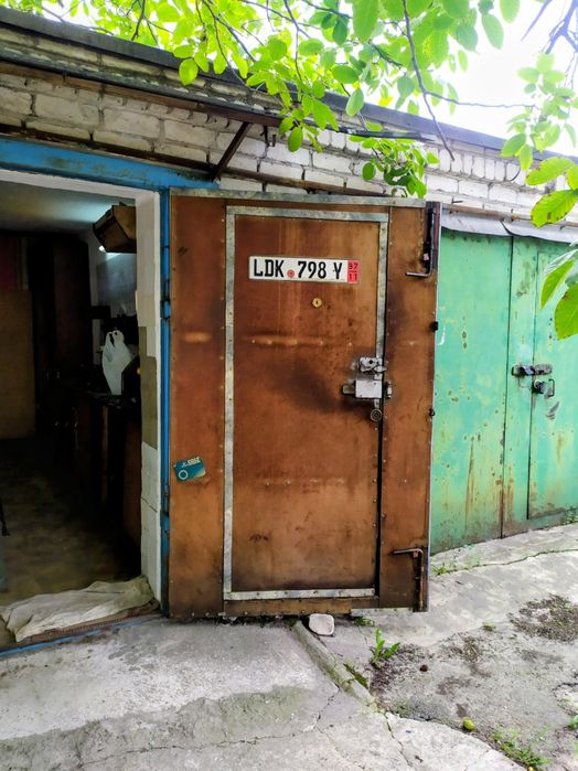 Сдам в аренду кап. гараж, Коммун. р-н, КОСМОС,пос. Мирный, г/к "ЮНОСТЬ", на длит.  срок, не под ремонт авто.