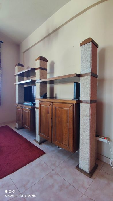 Móvel Modular em Castanho Maciço e Granito – 2,24 m – Várias Configurações