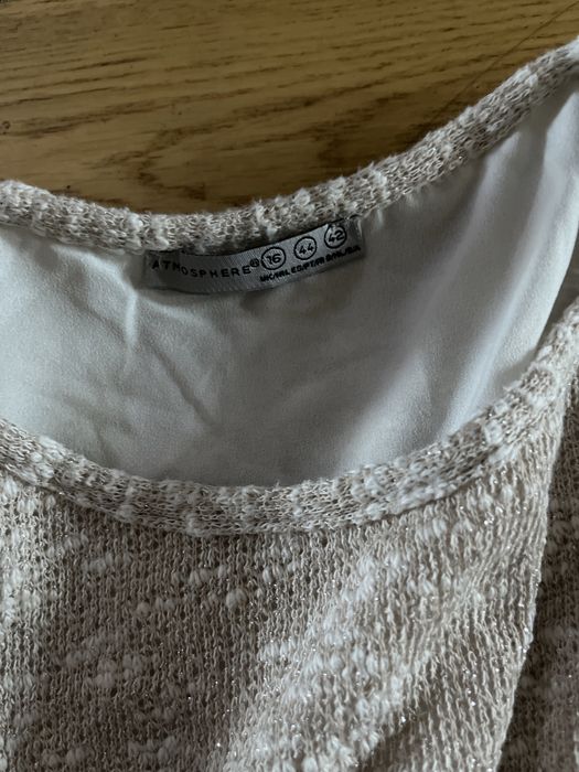 Sweter ze zlotą nitką z koszulą