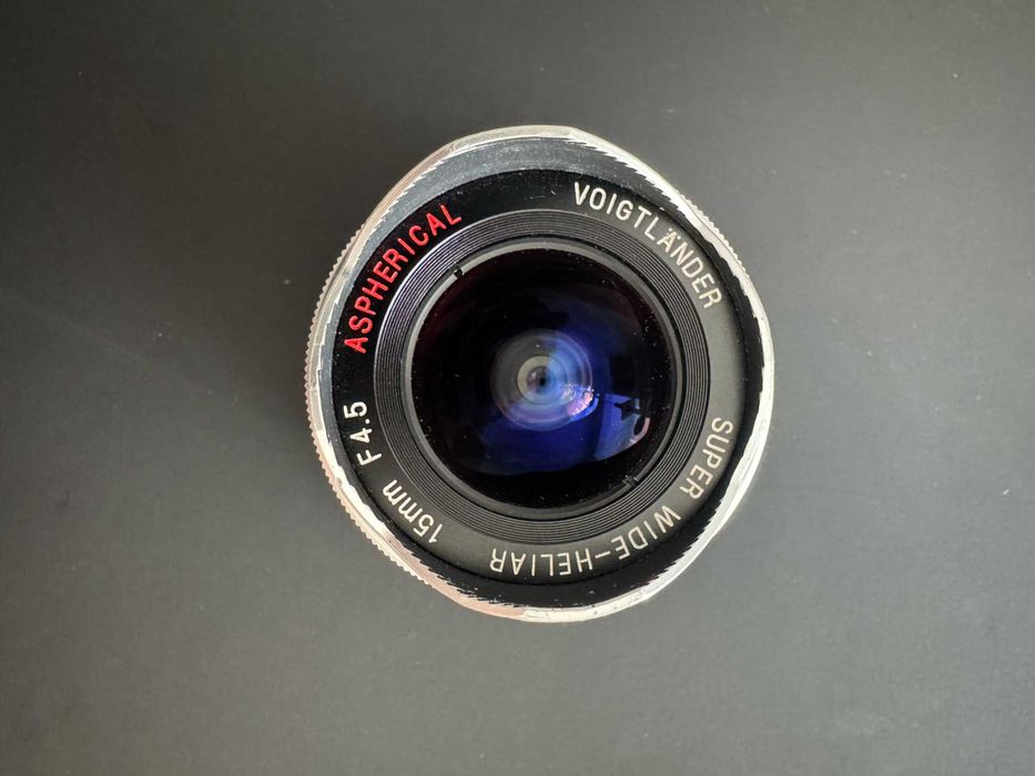 Voigtländer Super Wide Heliar aspherical 15 mm 1:4.5 M39 LTM lens