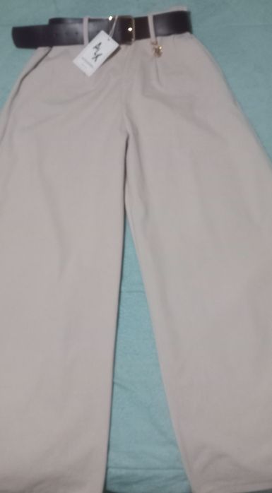Calças novas bombazina bege - Veste até 42