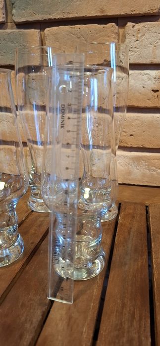 Wysokie szklanki. DUKA