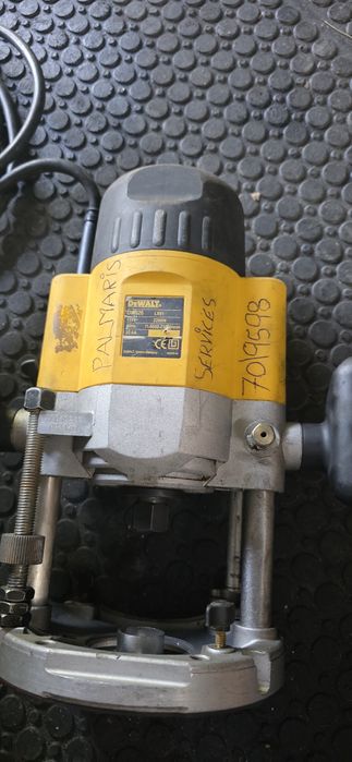 Frezarka Dewalt dw 626 110v