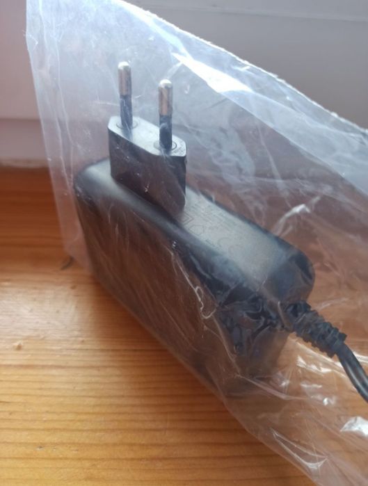 Zasilacz DVE Canal+ Wifi Premiumbox+ nowy