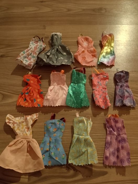 Ubranka dla lalek zafoliowane