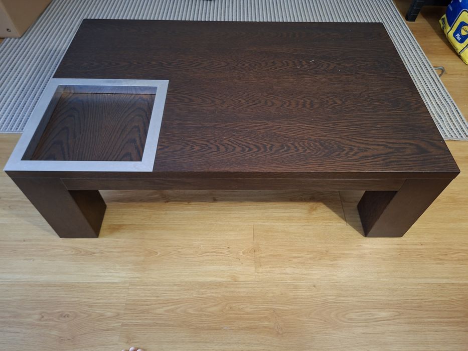 Mesa de centro em madeira maciça - baixa de preço
