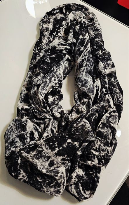 Szal / komin czarno - biały, Cubus