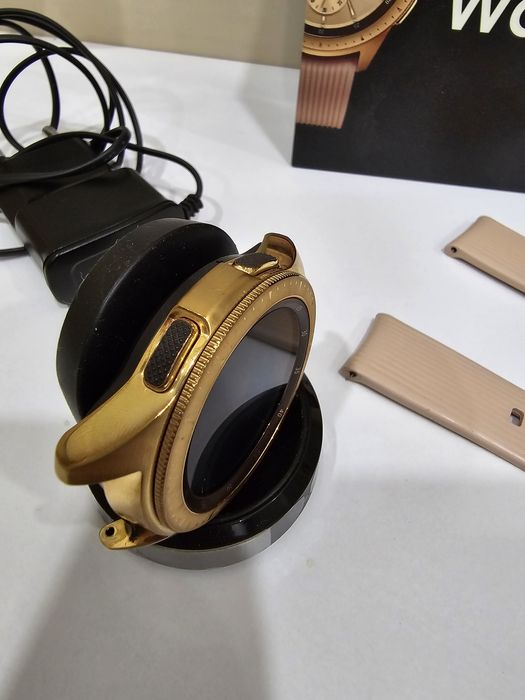 Смарт-годинник Samsung Galaxy Watch 42mm Rose Gold