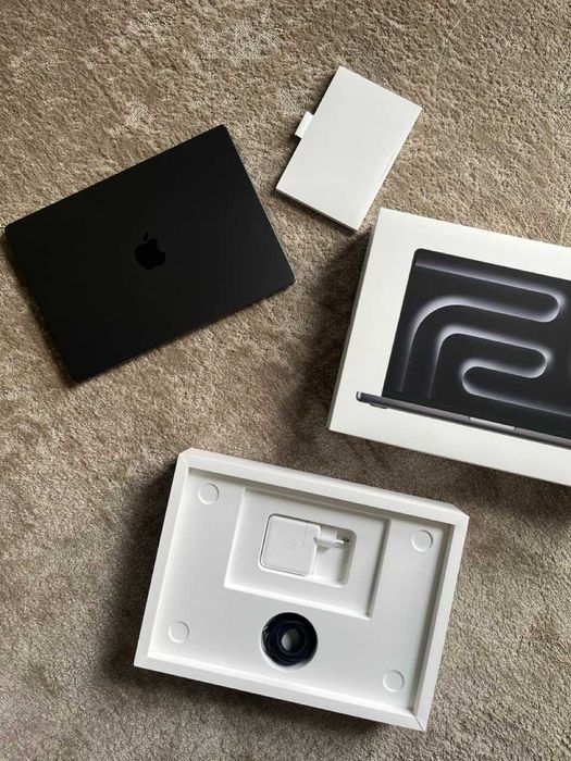 Macbook Pro M4 14' 2024 16 GB RAM 512 GB SSD