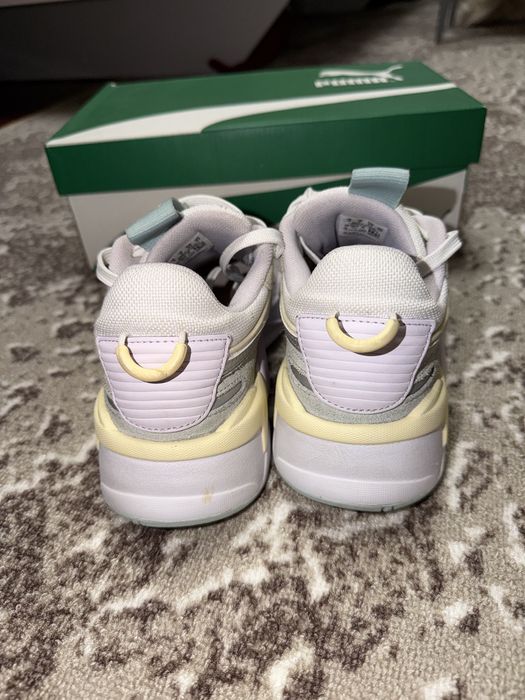 Кросівки puma 37 розмір, устилка 23 оригінал