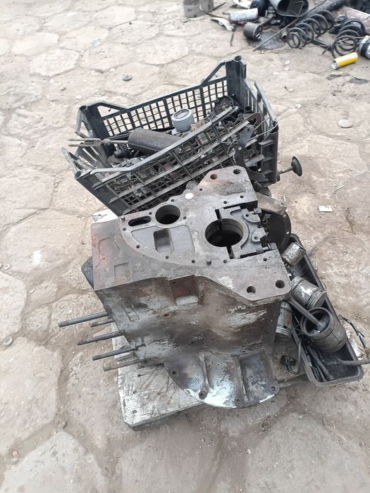 Silnik Ferguson MF benzyna części