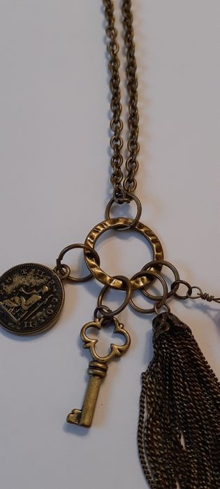 Naszyjnik boho vintage z kluczykiem i frędzlem, długi 50 cm