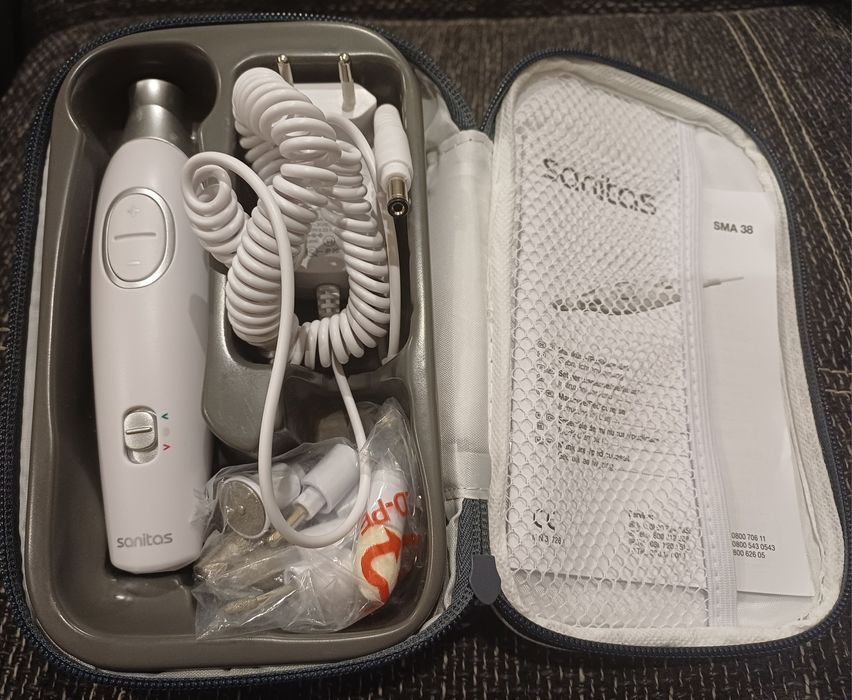 Zestaw do manicure i pedicure Sanitas