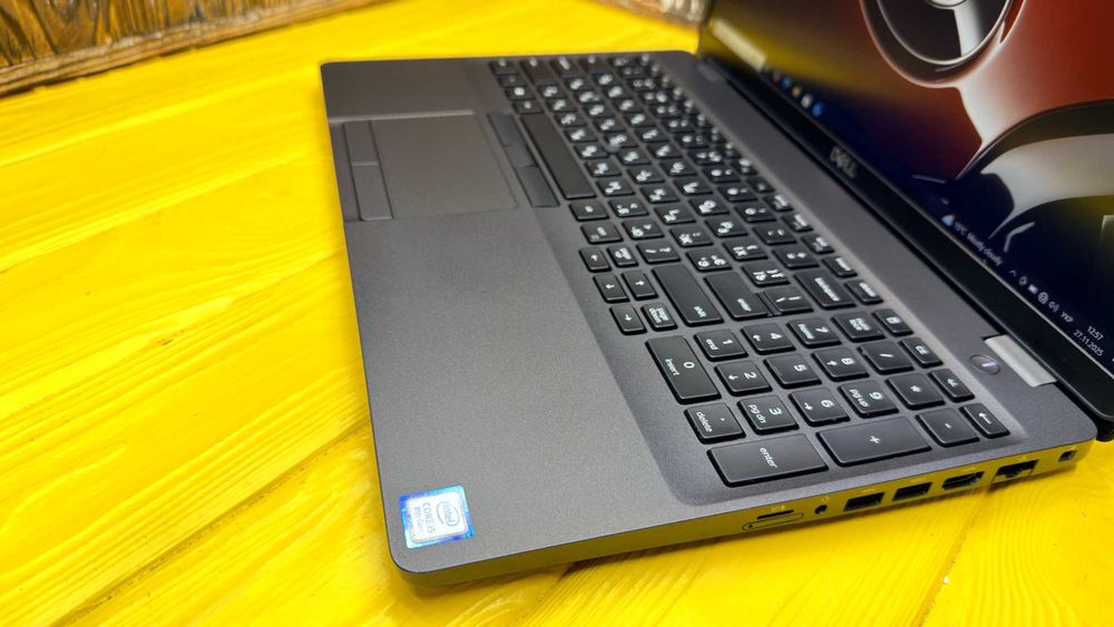 Потужний Офісний Ноутбук Dell Latitude 5500 /Core i5-8265u/ГАРАНТІЯ