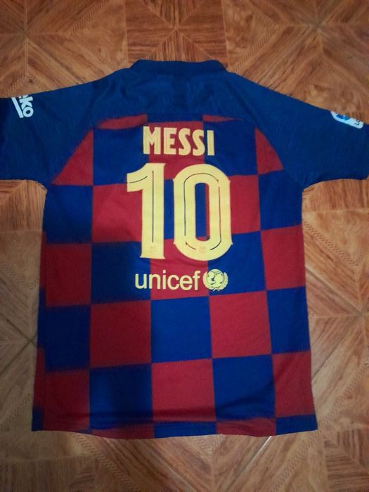 Camisa De Futebol Messi Barcelona