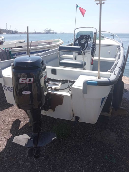 Barco Promarine 495