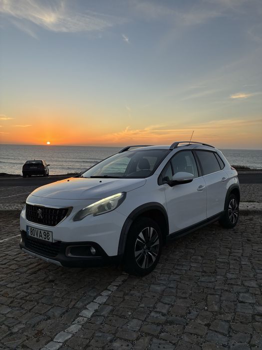 Peugeot 2008 1.2 Puretech — photo 2