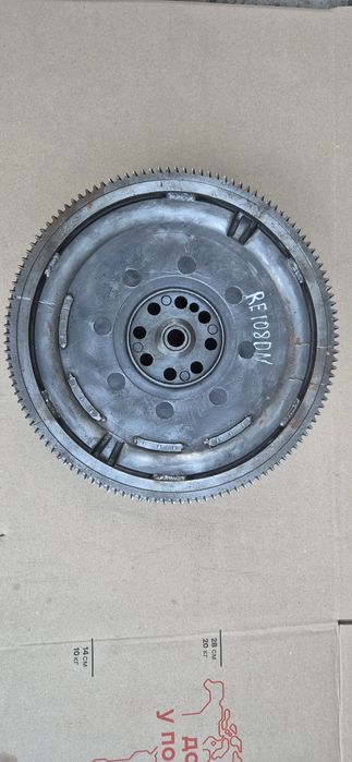 Маховик двигателя двухмассовый H-1 (06-), Sorento (07-) 2.5 CRDi (D4CB